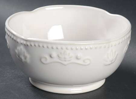 Scalloped Floral White Soup/Cereal Bowl