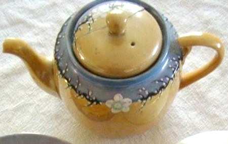 JAP848 Teapot & Lid