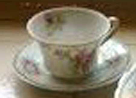 JAE203 Footed Cup & Saucer Set