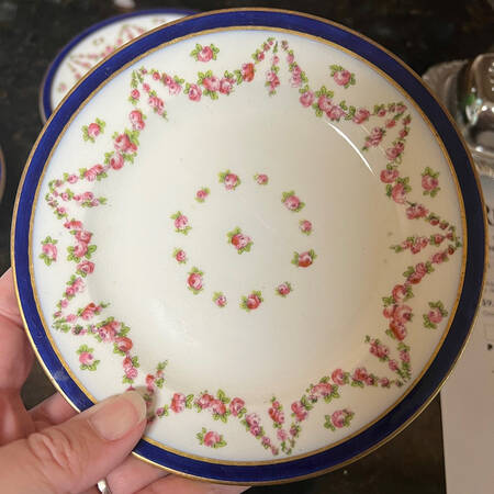 A38901-2 Dinner Plate