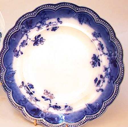 St Cloud (Flow Blue) by Johnson Brothers