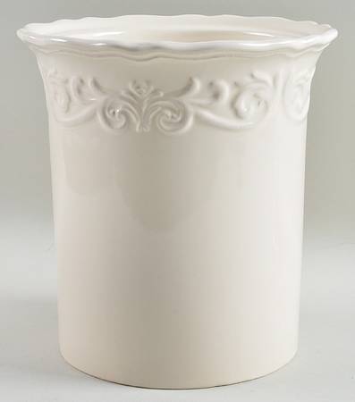 Corvella Ivory Medium Canister No Lid or Metal Stand