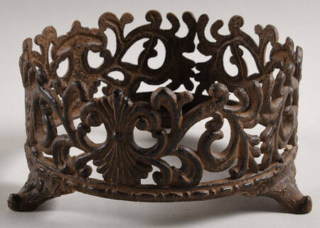Corvella Ivory Metal Stand for 14" Vase