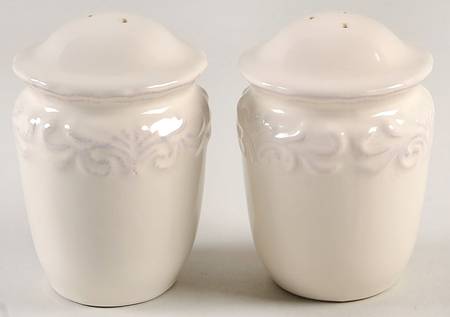 Corvella Ivory Salt & Pepper Set