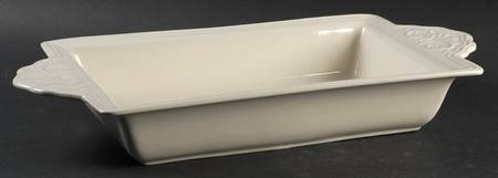 Corvella Ivory 20" Rectangular Baker