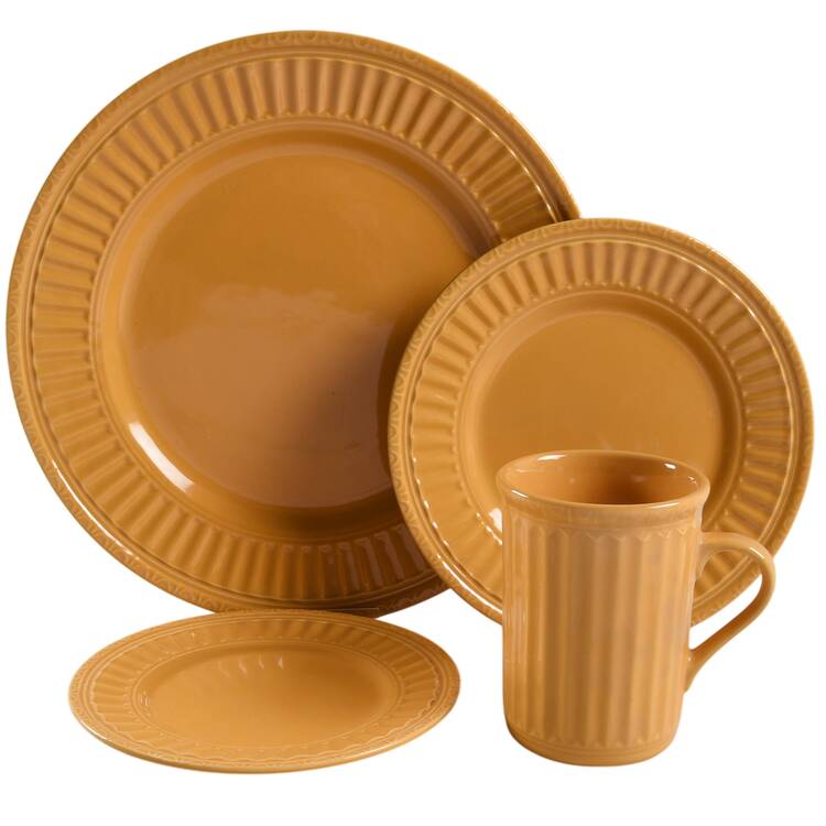 Italiana Dark Yellow 32 Piece Estate Set