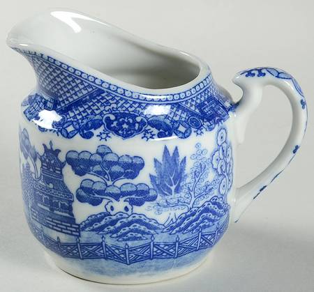 Blue Willow (Occ Japan, Crown Bck) Creamer