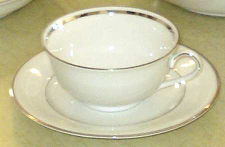 JOH397 Footed Cup & Saucer Set