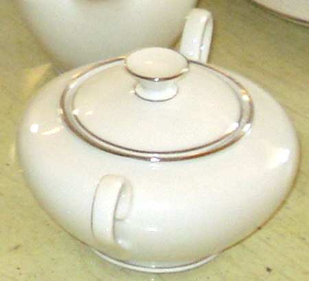 JOH397 Sugar Bowl & Lid
