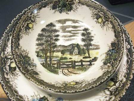 Spring Valley Dinner Plate