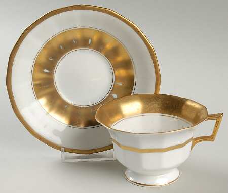 17789-3 Footed Cup & Saucer Set