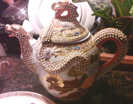 JAP962 Teapot & Lid