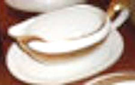 JOH404 Gravy Boat with Attached Underplate