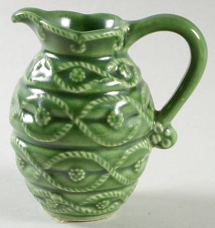 Jardins du Monde Garden Green 5 Oz Pitcher