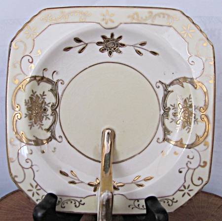 MOY13 1 Handle Bon Bon
