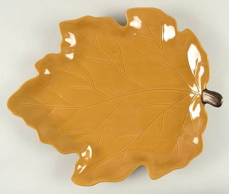 Harvest 17" Leaf Shaped Platter