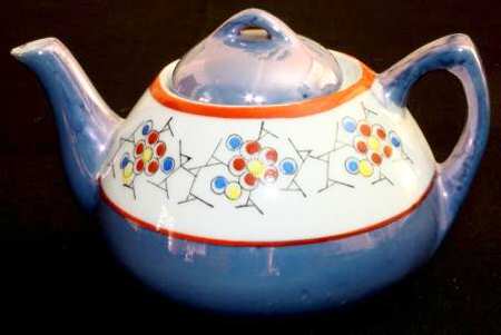 JAP1046 Teapot & Lid