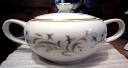 Cecelia Sugar Bowl & Lid