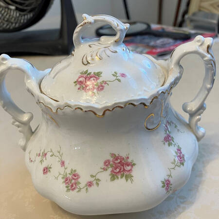 JB1134 Sugar Bowl & Lid