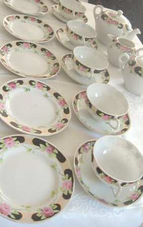 JAP1091 Flat Cup & Saucer Set