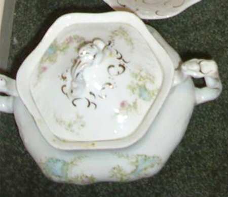 JB1160 Sugar Bowl & Lid