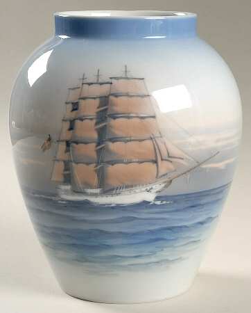 JEN1 8" Vase