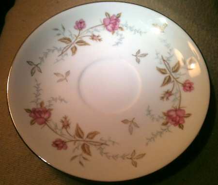 Dana Rose Saucer