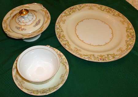 JAP1136 Dinner Plate