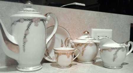 9930-529-60 Coffee Pot & Lid