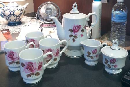 Contessa Footed Mug