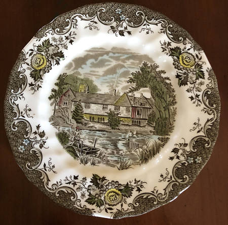 Romantic England Dinner Plate