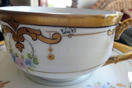 JOH436 Footed Cup