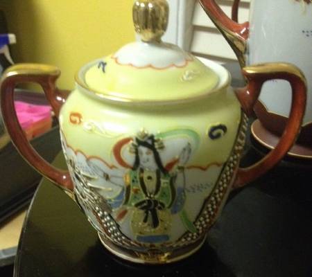 JAP1231 Sugar Bowl & Lid