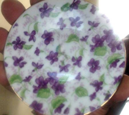 10027 Saucer