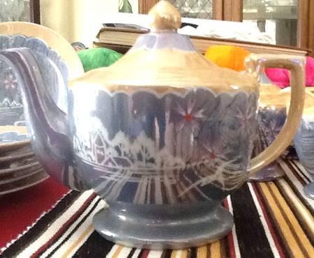JAP1274 Teapot & Lid