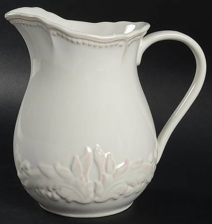 Amberly 48 Oz Pitcher