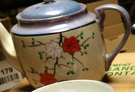 JAP1291 Teapot & Lid
