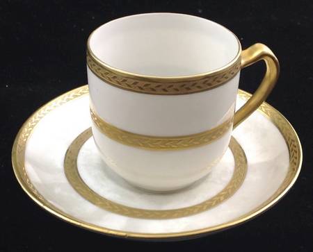 F-8 Flat Demitasse Cup & Saucer Set