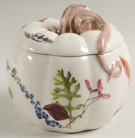 Forest Walk Small Figural Pumpkin Bowl & Lid