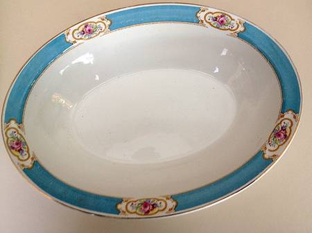 JB 1304 10" Oval Vegetable Bowl