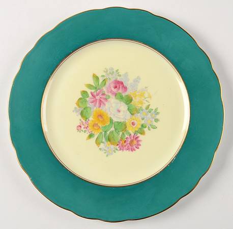 JON147 Dinner Plate