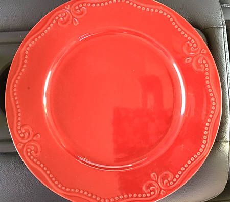 Scroll Red Dinner Plate