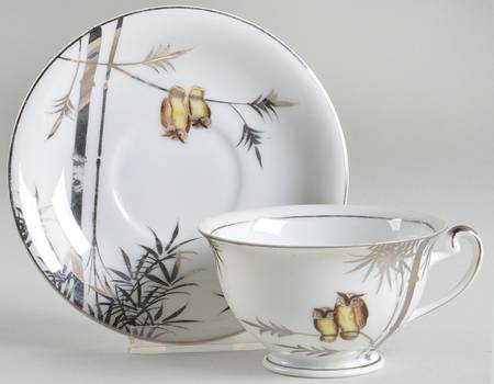 KUT63 Footed Cup & Saucer Set