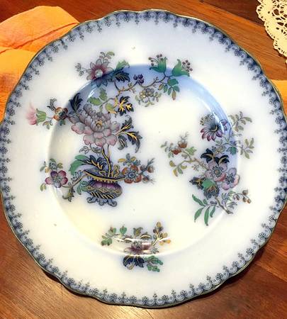 Affghanistan Vase Dinner Plate
