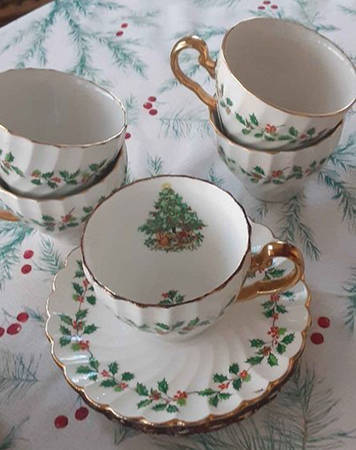 JB1337 Flat Cup & Saucer Set