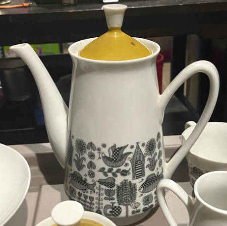 Fantasia Coffee Pot & Lid