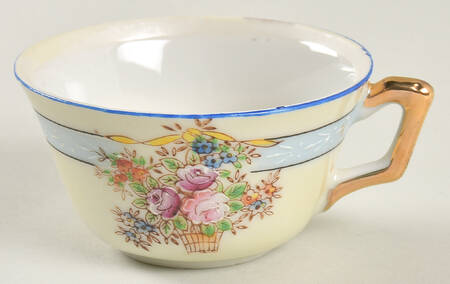 JAP1406 Child's Cup No Saucer