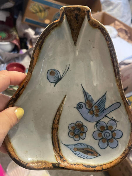 El Palomar Blue Pear Shaped Plate