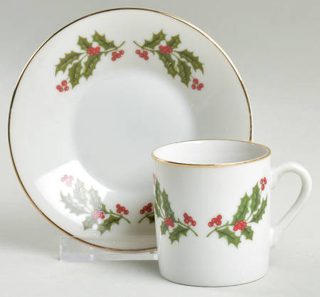 Christmas Holly (Smooth Edge) Flat Demitasse Cup & Saucer Set