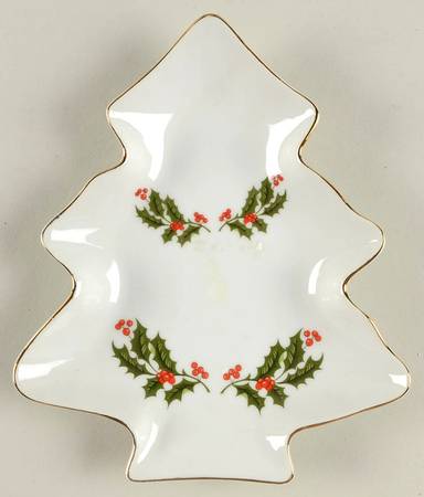 Christmas Holly (Smooth Edge) 1 Part Small Tree Shaped Dish